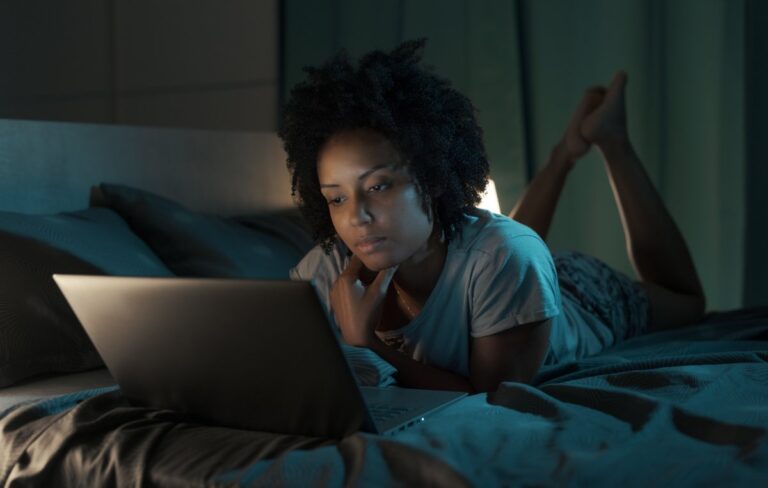 Love Staying Up Late? Night Owls Beware: It’s Hurting Your Mental Health