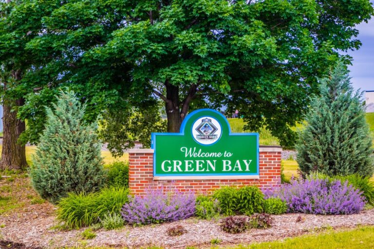 Why More People Are Calling Green Bay Home—And You Should, Too